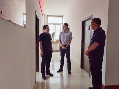 王志成深入调研驻县企业运营管理，聚焦图书刊物销售产业发展